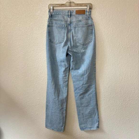 Pacsun Light Wash Distressed Knee High Waist Dad Jean Size 25 - Picture 7 of 10